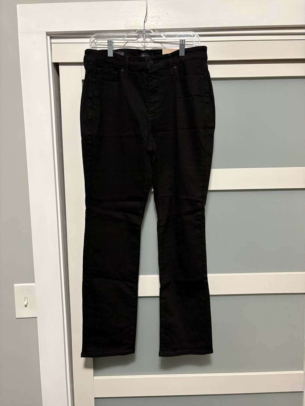 NYDJ Not Your Daughters Jeans Black Sheri Slim Straight sz 10 NEW
